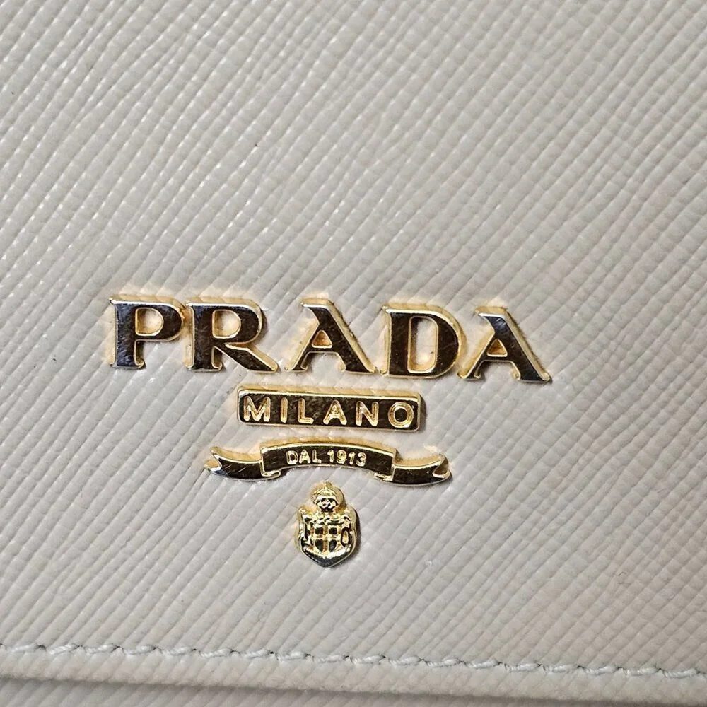 Prada milano saffiano
